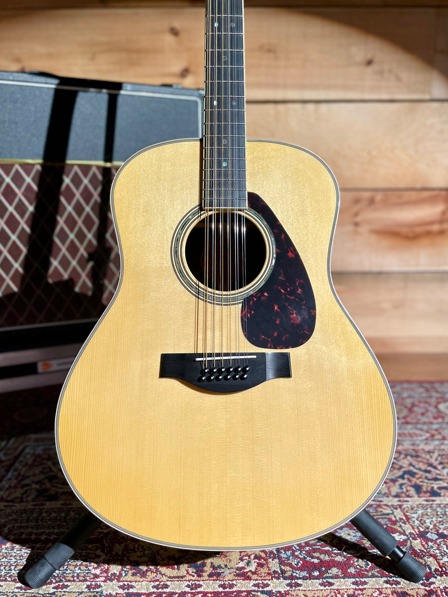 Yamaha LL16 12 ARE 12 String Spruce Rosewood Natural Sherwood