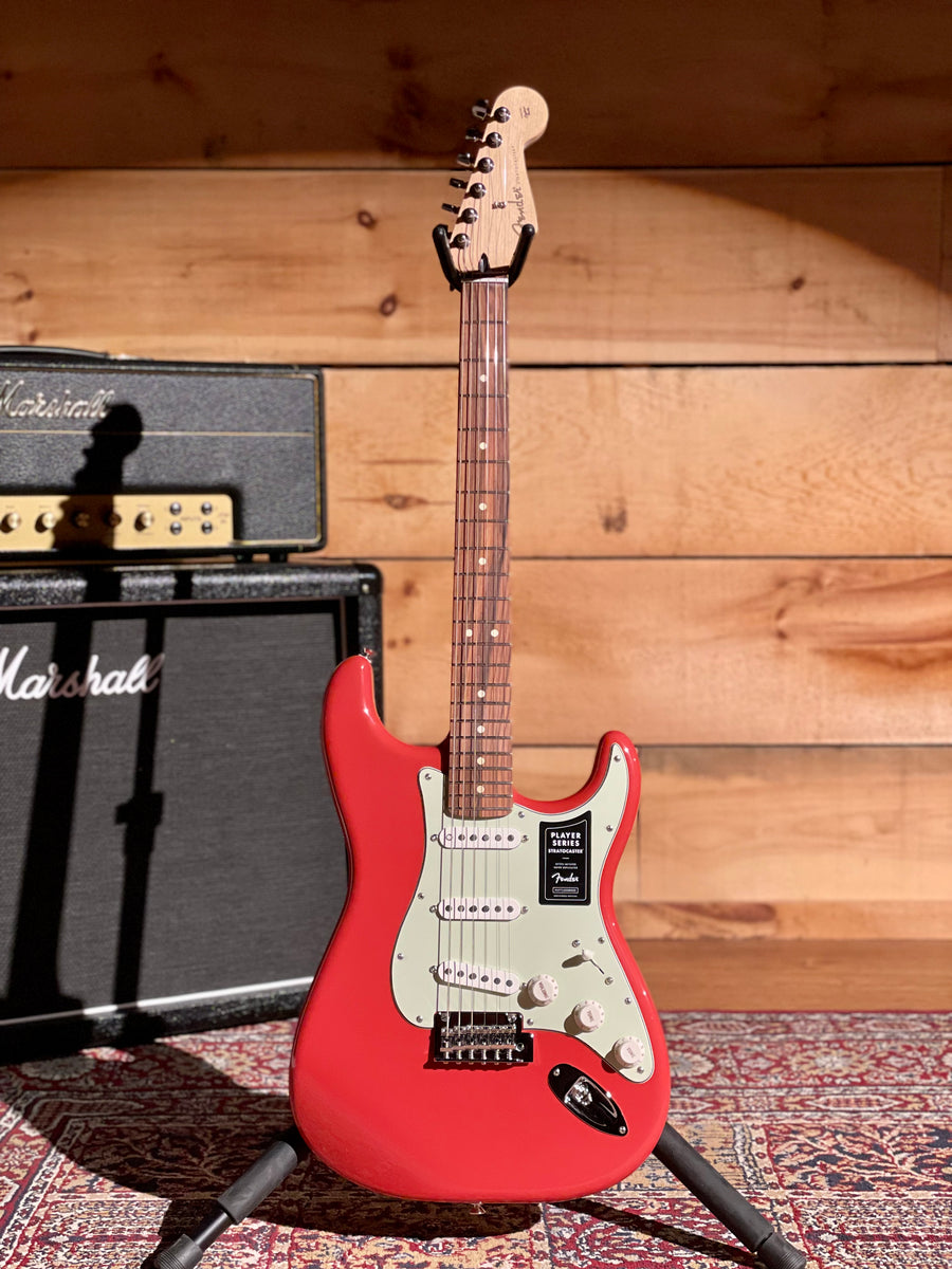 Fender Limited Edition Player Stratocaster Pau Ferro Fingerboard
