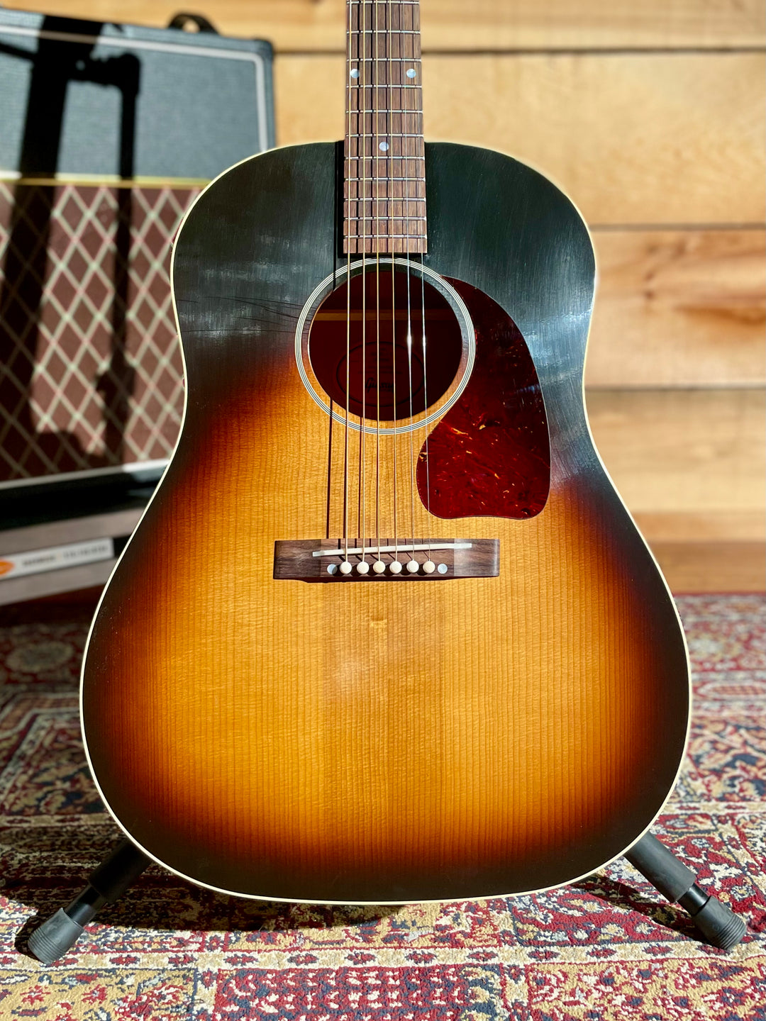 Gibson Custom Shop 1942 Banner J-45, Vintage Sunburst – Sherwood