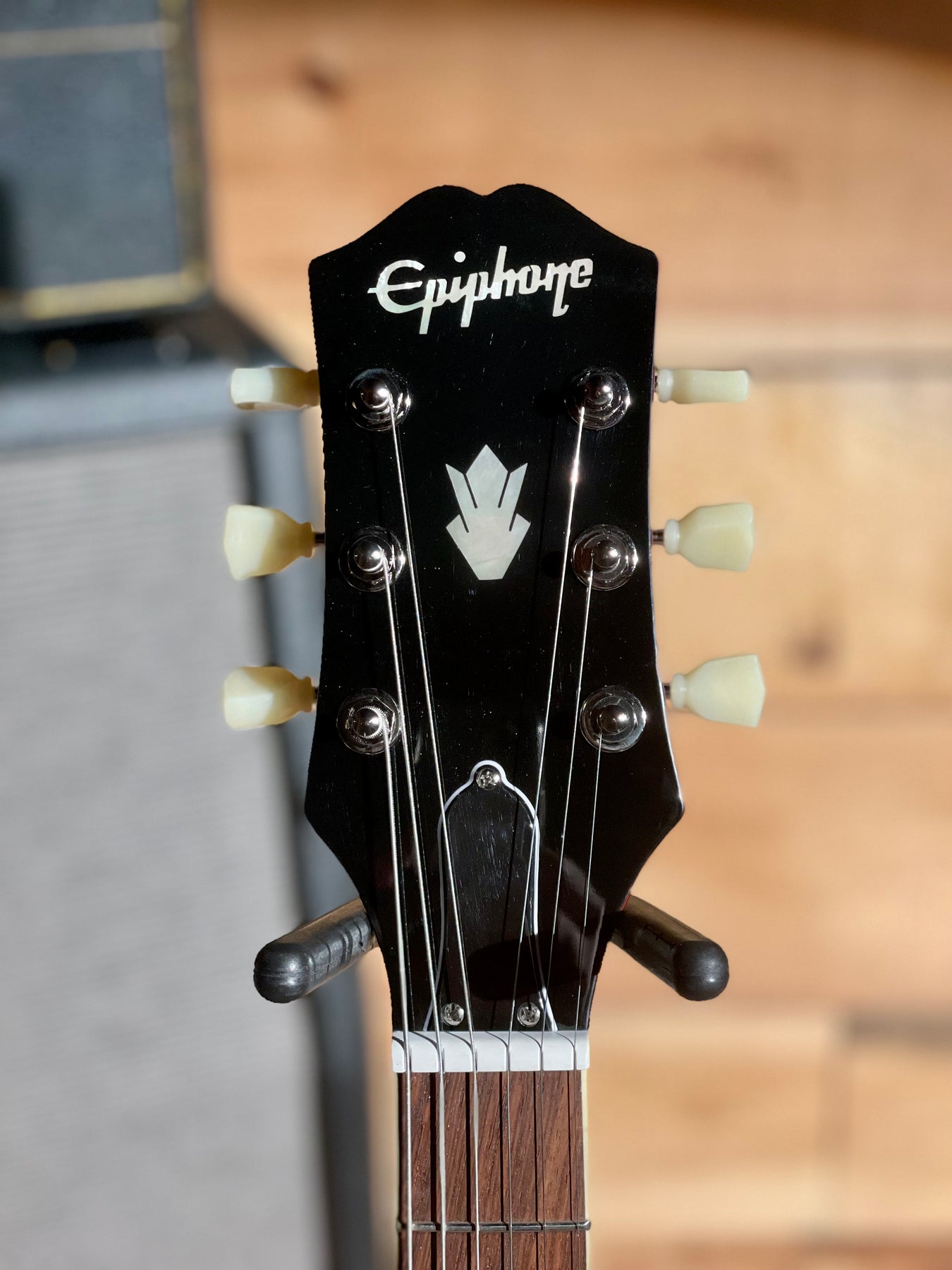 Epiphone Inspired by Gibson ES-335, Figured Raspberry Teaburst 